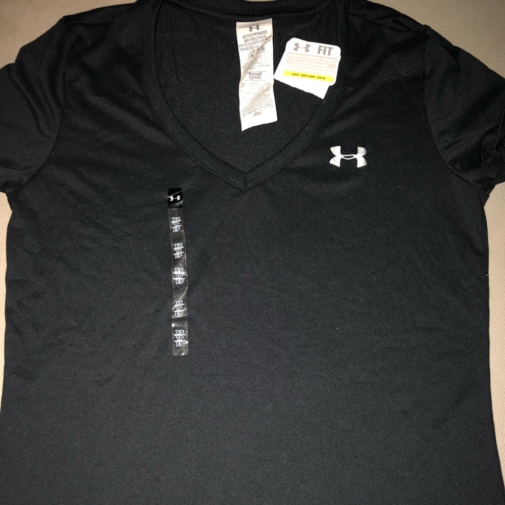 Under Armor Vneck T-shirt